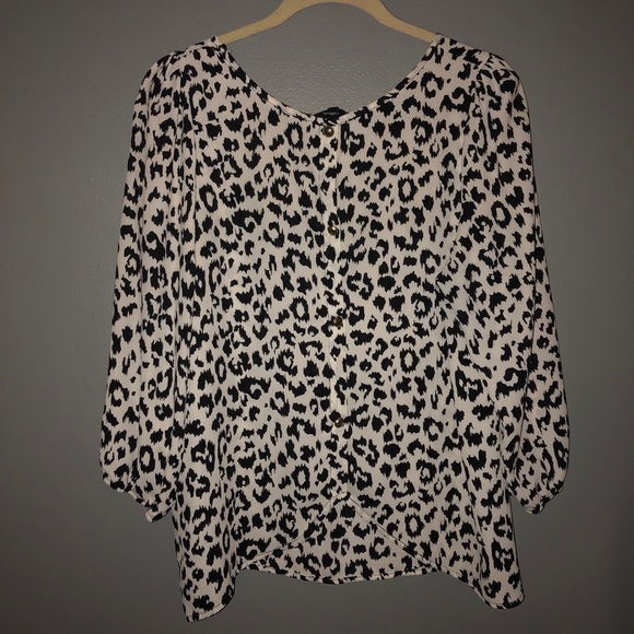Leopard print top✨ - Picture 4 of 4